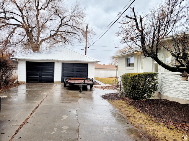 view of detached garage