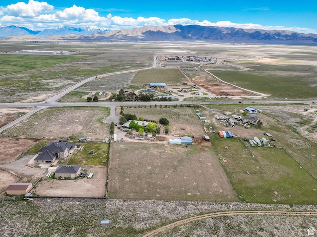 view of property location featuring a mountainous background
