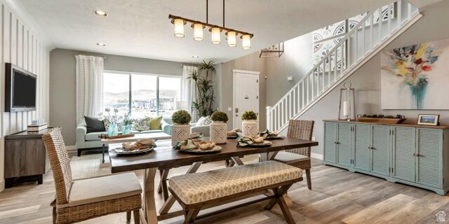 dining room with light hardwood / wood-style floors