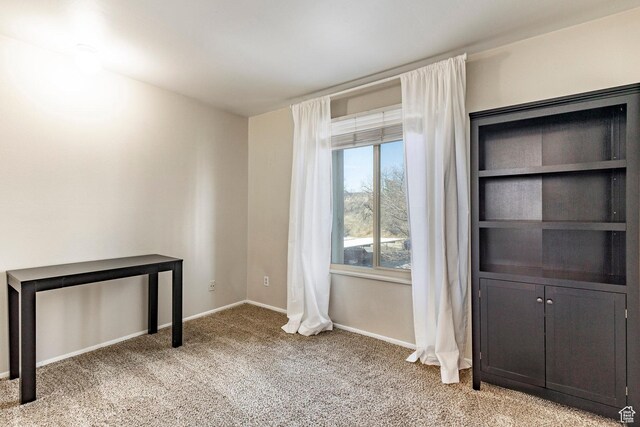426 E Creekside Cir Unit E, Murray, UT 84107 - unfurnished bedroom featuring light carpet and baseboards