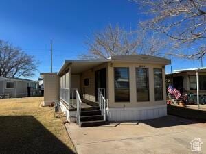 view of manufactured / mobile home
