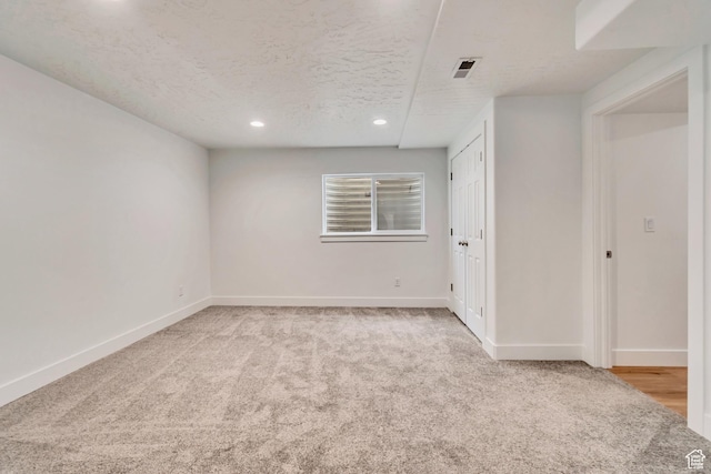 12972 S Cactus Berry Dr, Riverton, UT 84096 - unfurnished room featuring a textured ceiling, recessed lighting, carpet floors, visible vents, and baseboards