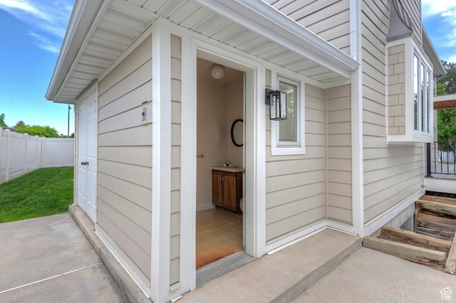 5845 Kerry Cir, Murray, UT 84107 - view of doorway to property