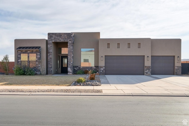 617 W 280 S, Ivins, UT 84738 - pueblo revival-style home featuring a garage