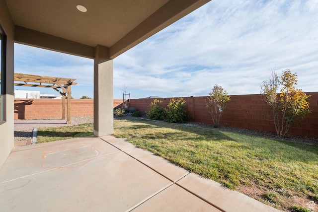 617 W 280 S, Ivins, UT 84738 - view of yard featuring a patio