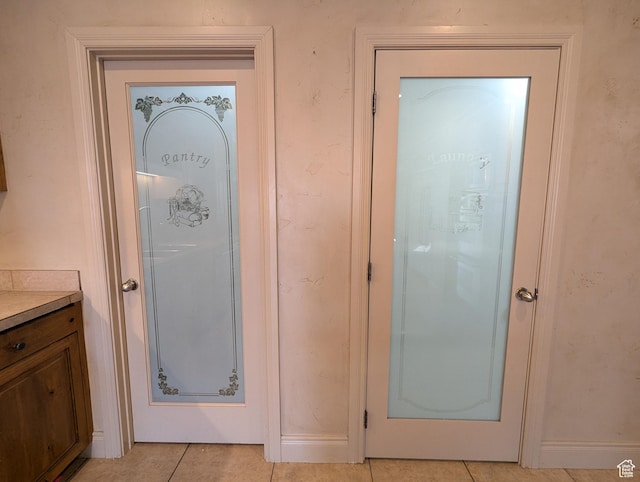 3006 E Somerset Dr, Spanish Fork, UT 84660 - entryway featuring light tile patterned floors