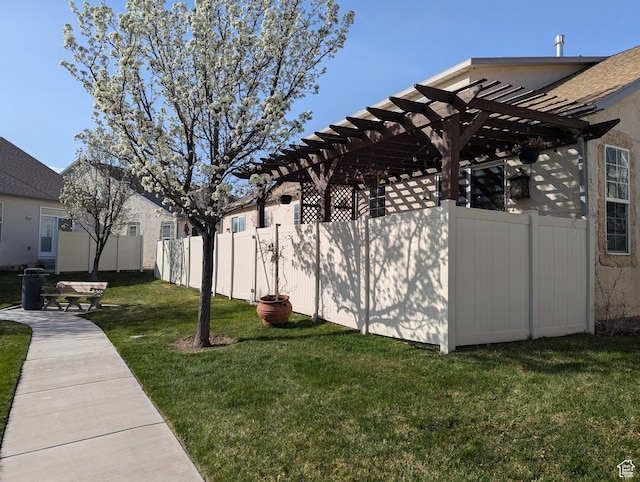 3006 E Somerset Dr, Spanish Fork, UT 84660 - view of yard with fence and a pergola