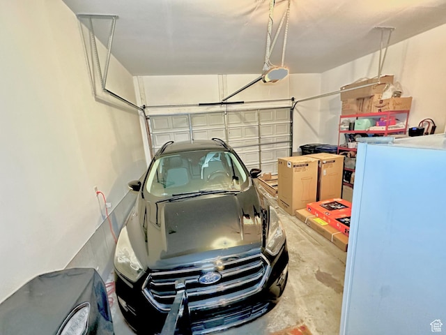 11587 S Prosperity Rd W, South Jordan, UT 84009 - garage with a garage door opener