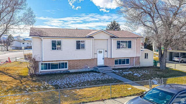 1125 N Trinnaman Ln, Lehi, UT 84043 - view of bi-level home