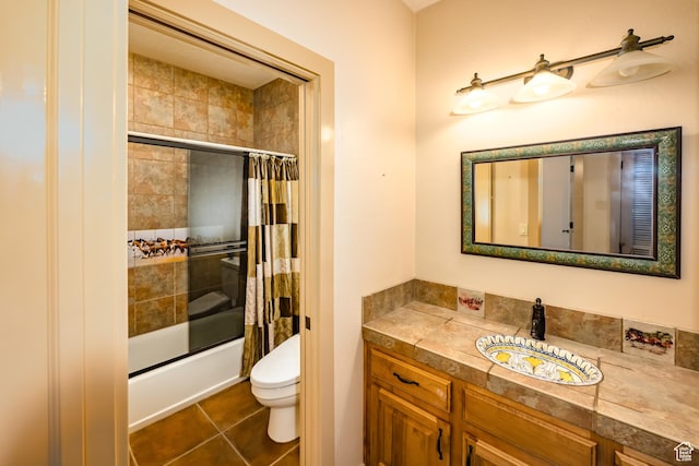 865 Seminole Way S, Washington, UT 84780 - full bath featuring toilet, tile patterned floors, enclosed tub / shower combo, and vanity
