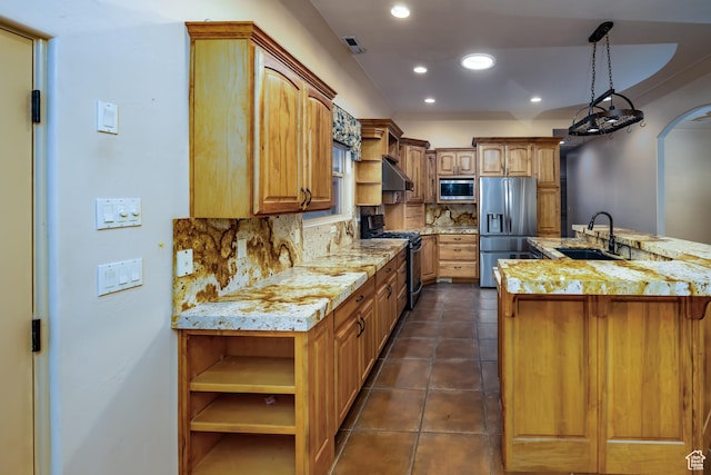 865 Seminole Way S, Washington, UT 84780 - kitchen with a sink, appliances with stainless steel finishes, under cabinet range hood, recessed lighting, and backsplash