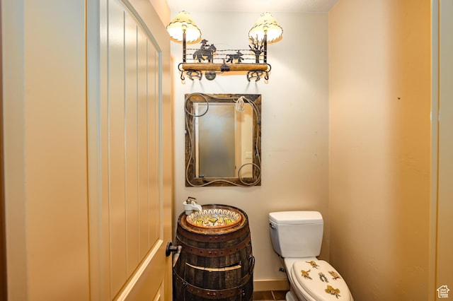865 Seminole Way S, Washington, UT 84780 - bathroom featuring toilet