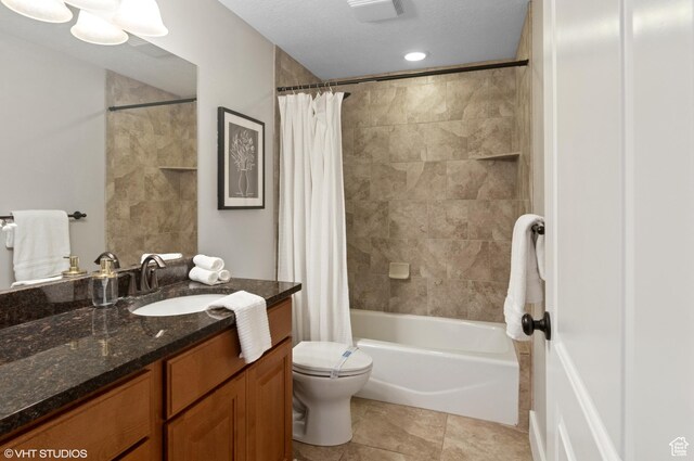 672 W 1900 S, Syracuse, UT 84075 - full bath featuring shower / bath combo with shower curtain, toilet, vanity, and tile patterned flooring