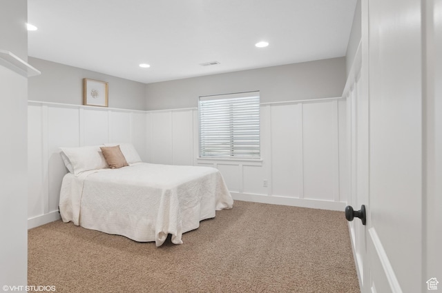 672 W 1900 S, Syracuse, UT 84075 - carpeted bedroom featuring recessed lighting, visible vents, and a decorative wall