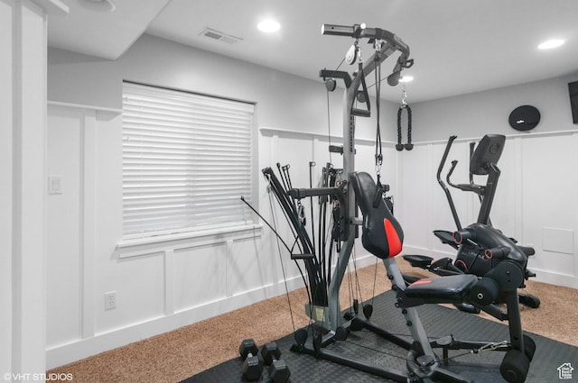 672 W 1900 S, Syracuse, UT 84075 - exercise room with recessed lighting, visible vents, carpet flooring, and a decorative wall