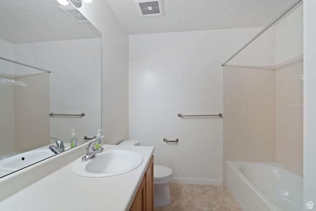 131 S 1900 W Unit U2, Lehi, UT 84043 - full bathroom with visible vents, baseboards, toilet, shower / bathing tub combination, and vanity