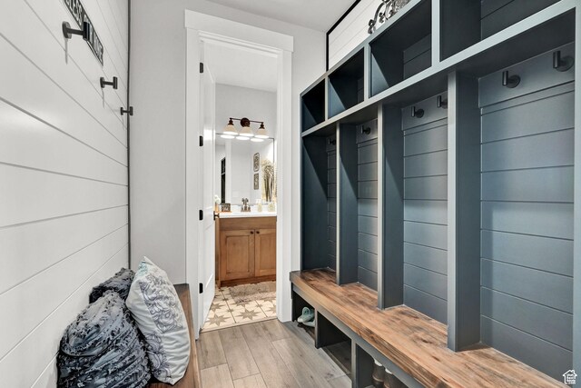 2673 S 4950 W, Taylor, UT 84401 - mudroom with a sink and wood finished floors
