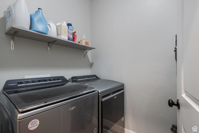 4142 N Fairfield Dr, Eagle Mountain, UT 84005 - washroom with laundry area and separate washer and dryer