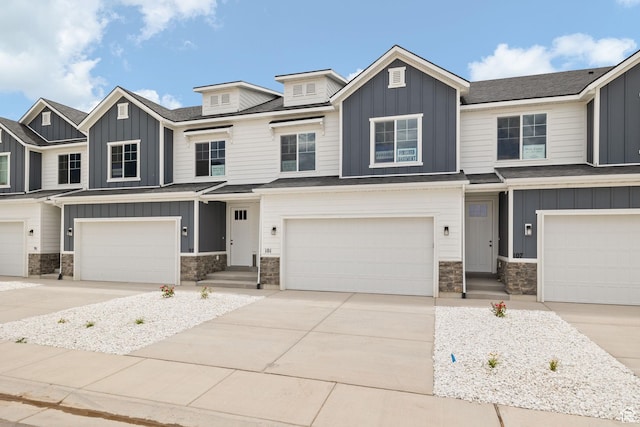 101 W 1360 N, Nephi, UT 84648 - multi unit property with a garage, board and batten siding, stone siding, and driveway