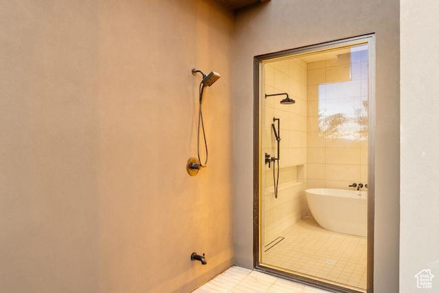 2655 W Shoshoni Trl, St George, UT 84770 - full bath featuring a stall shower and a freestanding tub
