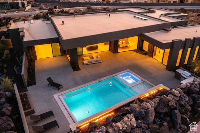 2655 W Shoshoni Trl, St George, UT 84770 - view of pool featuring an in ground hot tub and a patio