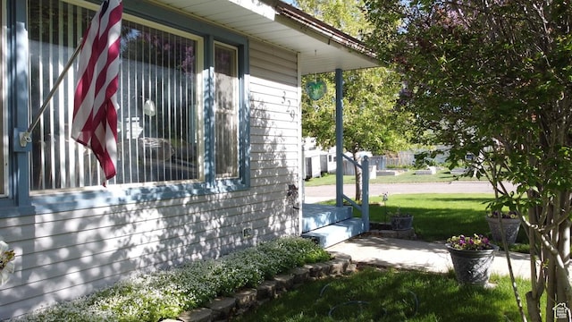 329 Monsanto Blvd, Soda Springs, ID 83276 - view of side of home featuring a yard