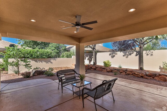 38 S 1840 W, St George, UT 84770 - view of patio / terrace featuring a fenced backyard and a ceiling fan