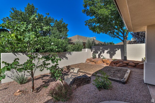38 S 1840 W, St George, UT 84770 - view of yard featuring a fenced backyard
