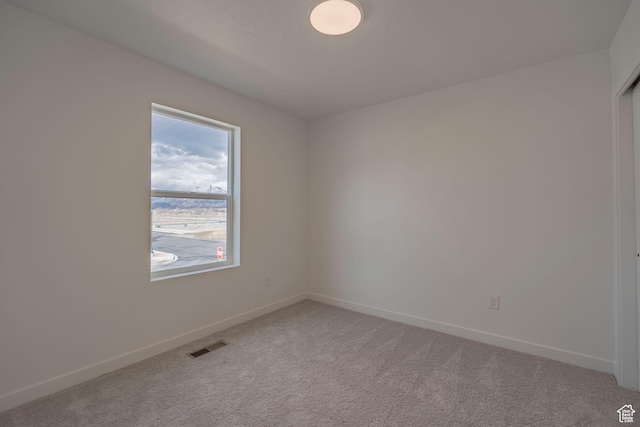 1686 N 800 W, Salem, UT 84653 - unfurnished room featuring light carpet and baseboards
