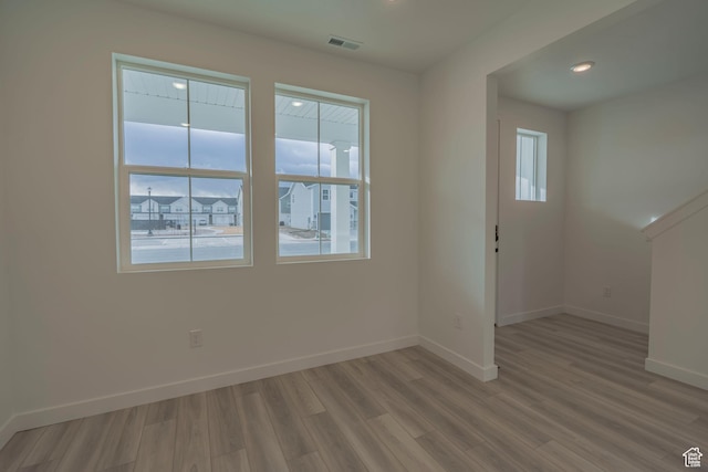 1656 N 800 W, Salem, UT 84653 - empty room featuring wood finished floors, baseboards, and recessed lighting