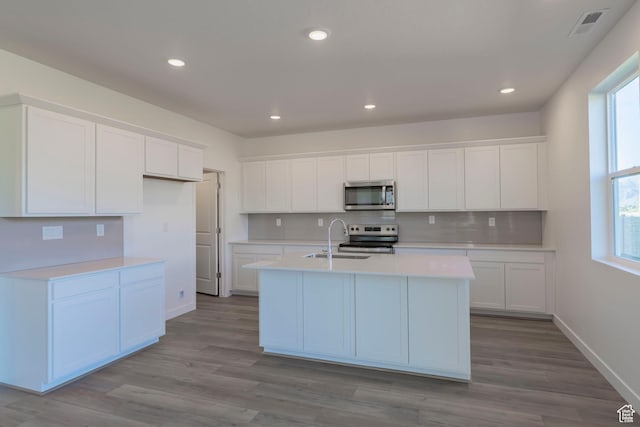 1678 N 800 W, Salem, UT 84653 - kitchen featuring stainless steel appliances, plenty of natural light, light countertops, backsplash, and recessed lighting