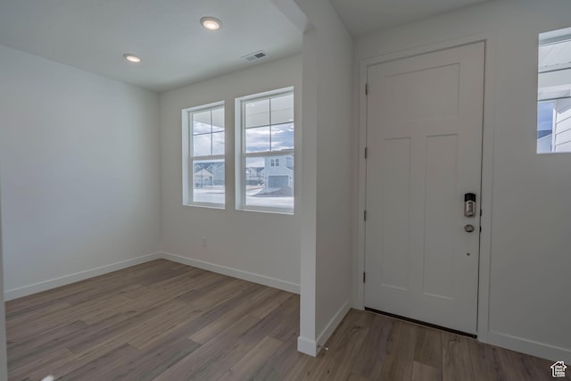 1678 N 800 W, Salem, UT 84653 - entrance foyer featuring light wood-type flooring, baseboards, and recessed lighting