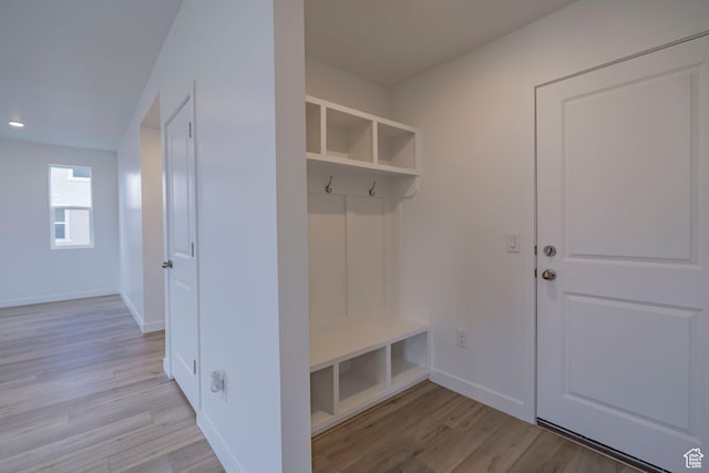 1678 N 800 W, Salem, UT 84653 - mudroom featuring light wood-style flooring, baseboards, and recessed lighting