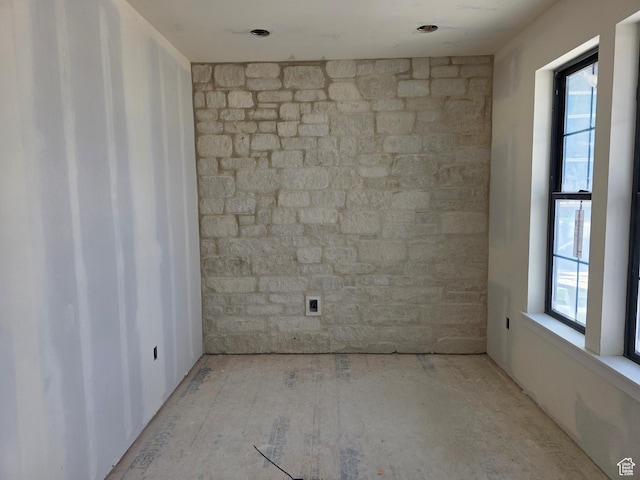 1419 E Heights Way, Fruit Heights, UT 84037 - empty room featuring a healthy amount of sunlight