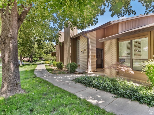 6576 S 1615 E, Murray, UT 84121 - photo 1