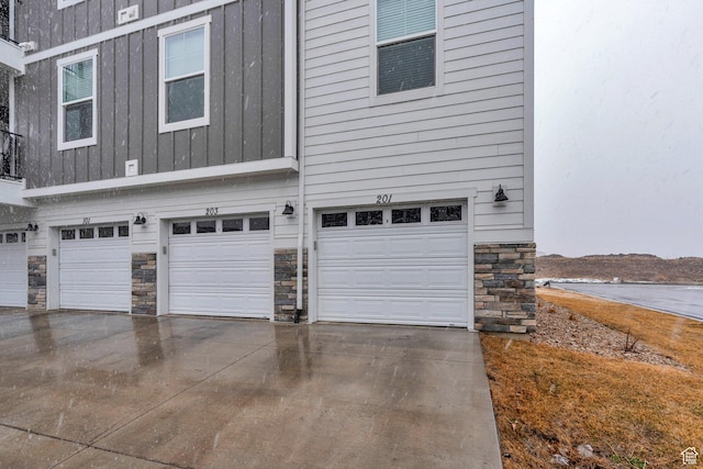 972 W Spider Green Way W Unit E201, Saratoga Springs, UT 84045 - garage with driveway
