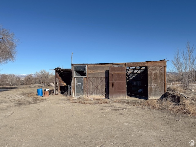 2427 E Main St, Wellington, UT 84542 - view of outdoor structure with an outdoor structure
