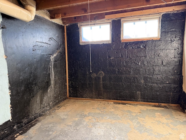 2427 E Main St, Wellington, UT 84542 - below grade area with a healthy amount of sunlight