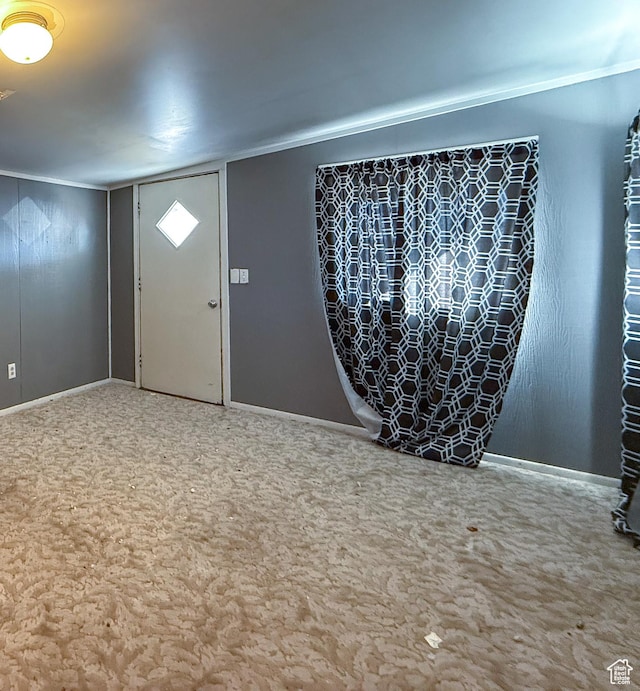 2427 E Main St, Wellington, UT 84542 - carpeted entrance foyer featuring baseboards