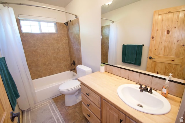 140 E 100 S, Centerfield, UT 84622 - full bath featuring toilet, tile patterned floors, shower / bathtub combination with curtain, and vanity