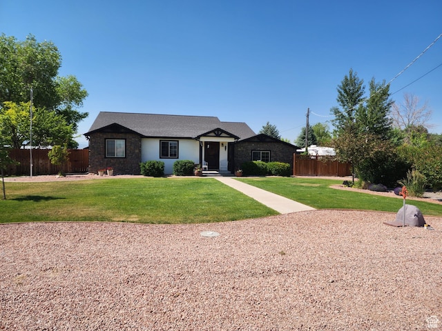 140 E 100 S, Centerfield, UT 84622 - ranch-style house featuring fence and a front lawn
