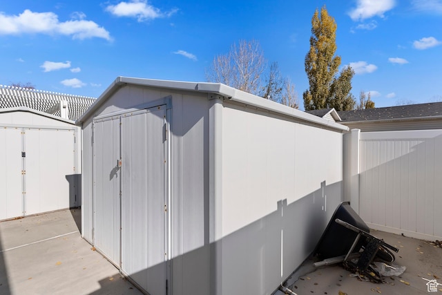 333 S Park St, Grantsville, UT 84029 - view of shed with a fenced backyard