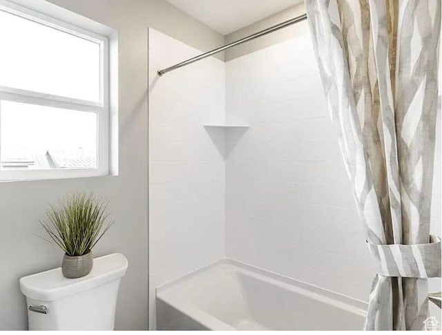 6785 Silver Creek Dr N, Park City, UT 84098 - bathroom featuring shower / tub combo with curtain and toilet