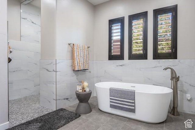 3052 N Snow Canyon Pkwy Unit 201, St George, UT 84770 - full bath featuring a freestanding tub and tile patterned floors