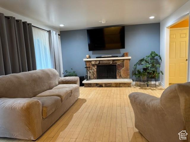 1305 W Pinewood Dr, Taylorsville, UT 84123 - photo 8