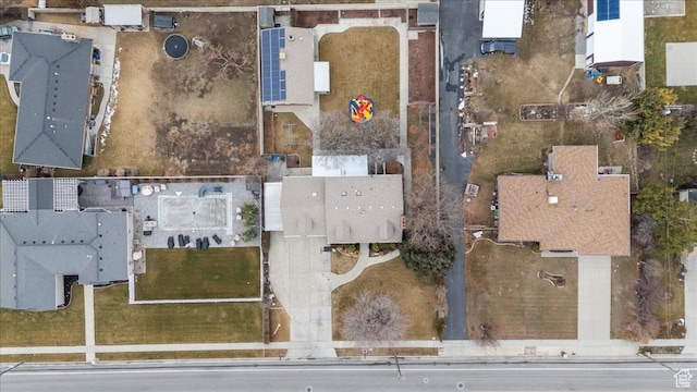 aerial view of property and surrounding area