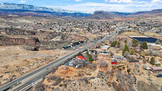bird's eye view with a mountain view