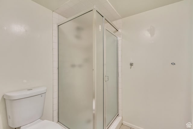 4953 S Eastridge Ln E Unit 143, Salt Lake City, UT 84117 - full bathroom featuring toilet and a stall shower