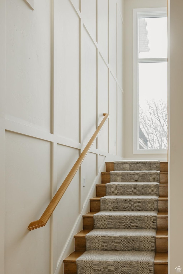 1685 W Midway Ln, Heber City, UT 84032 - stairway with a wealth of natural light