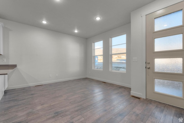 1786 N 180 E, Heber City, UT 84032 - interior space with light wood-style flooring, baseboards, and recessed lighting